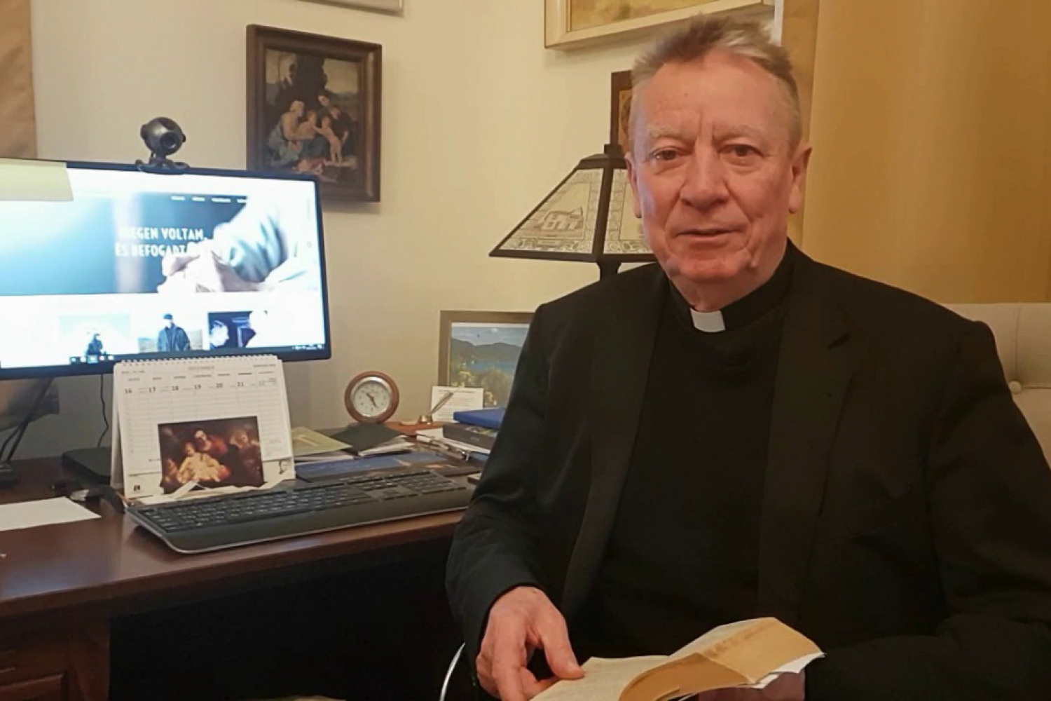 Boldoggá tesz, ha segíthetek – Beszélgetés Beer Miklós nyugalmazott püspökkel